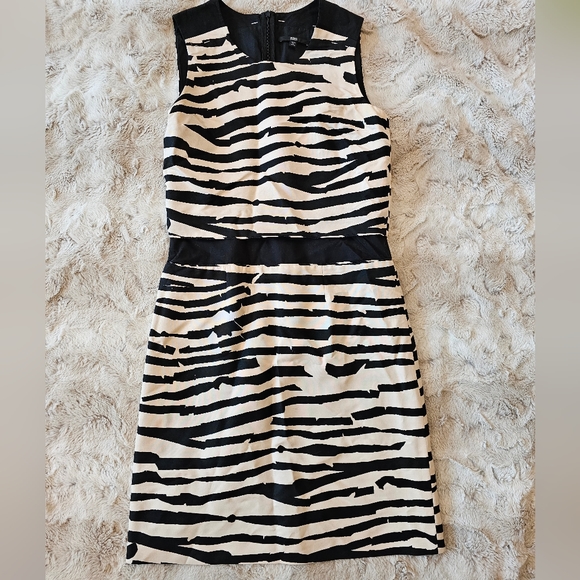 Hugo Boss Women Black Ivory Zebra Dress Size 2 Silk Cocktail Party $595 - Picture 7 of 12
